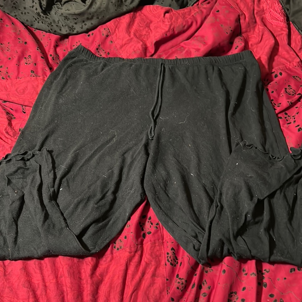 Black Cut-off Lounge Pants Size XL